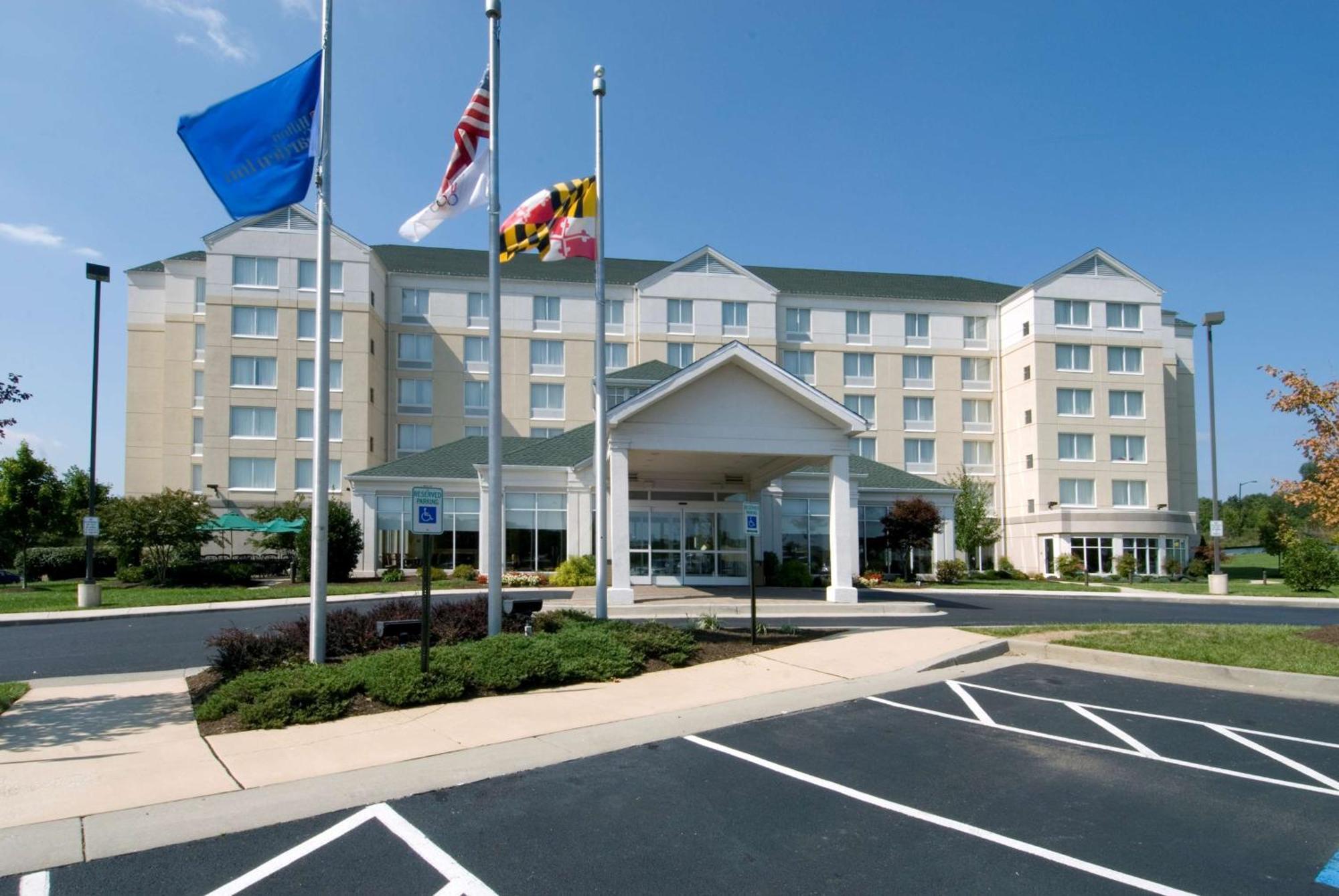 Hilton Garden Inn אווינגס מילס מראה חיצוני תמונה